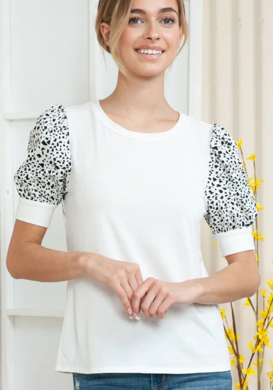 Solid Leopard Short Sleeve Top Ivory White and Black